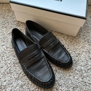 Steve Madden Classic Black Leather Loafers